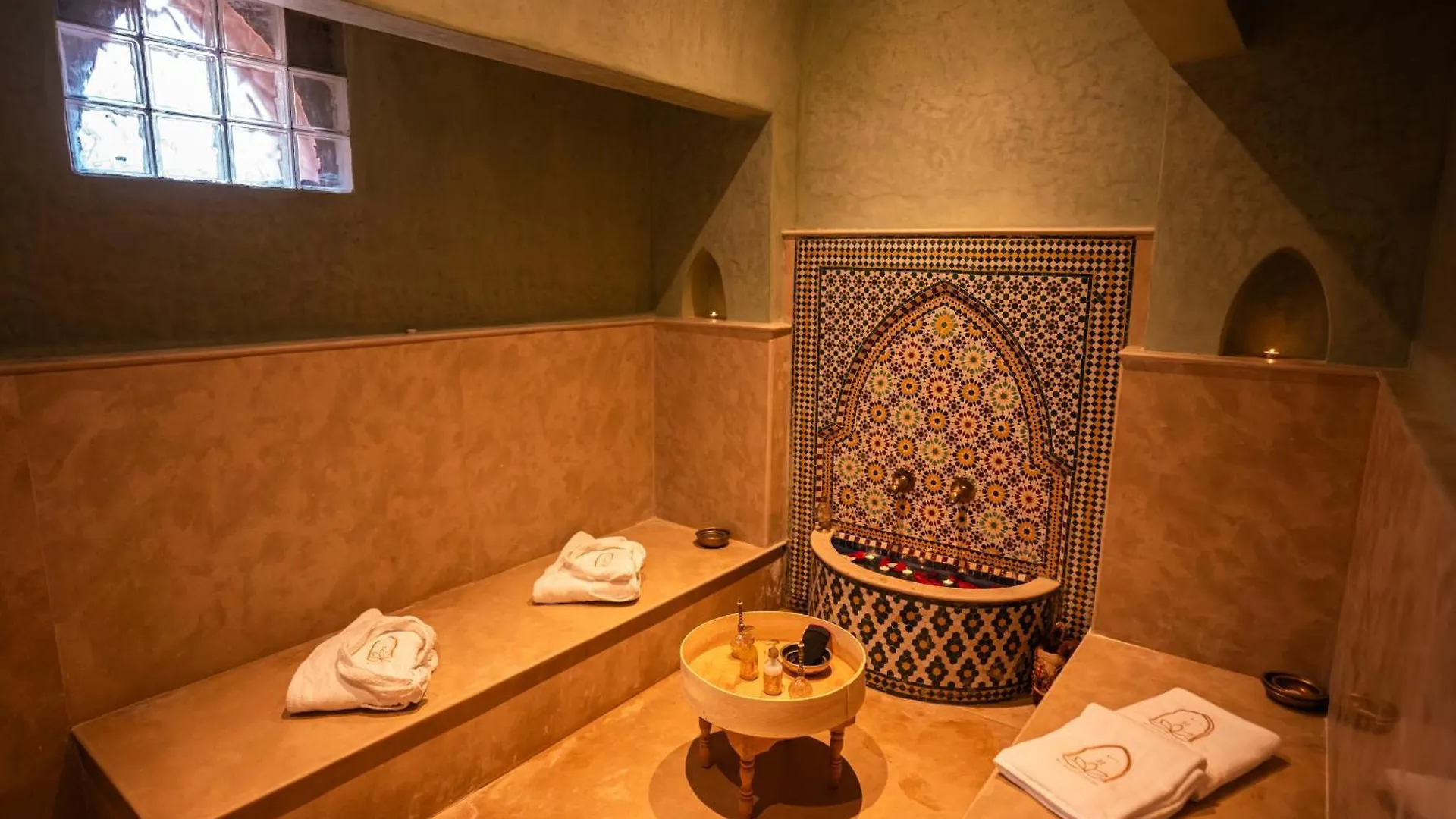Palais Menzah & Spa Ouled Bouzid 5*,